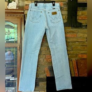 Woman’s Wrangle Bootcut Jeans